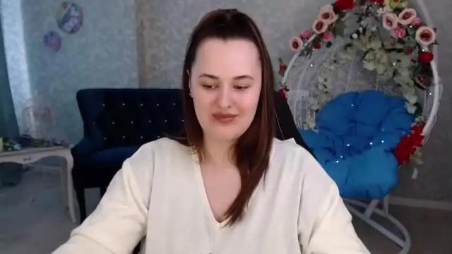 Image 10 of monikavaladi Stream on Chaturbate on 13 months ago