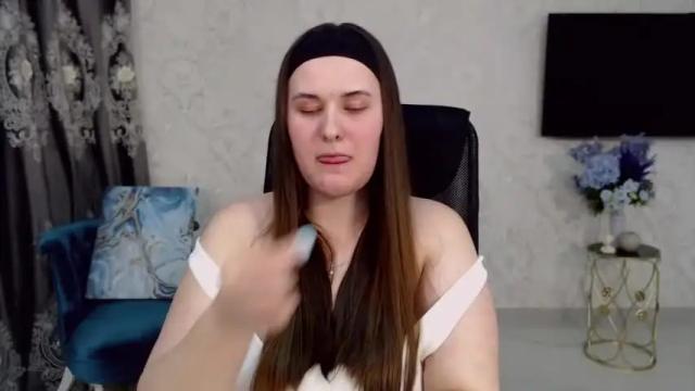 Thumbnail 3, monikavaladi's Stream at Chaturbate, 13 months ago