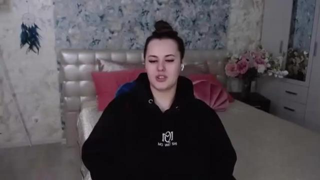 Image 8 of monikavaladi Stream on Chaturbate on 12 months ago