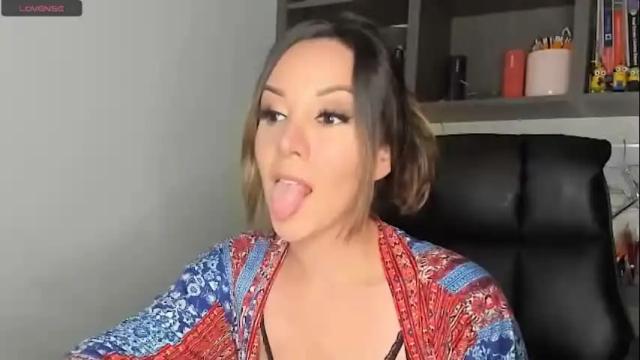 Image 2 of monilee69 Stream on Chaturbate on 25 days ago