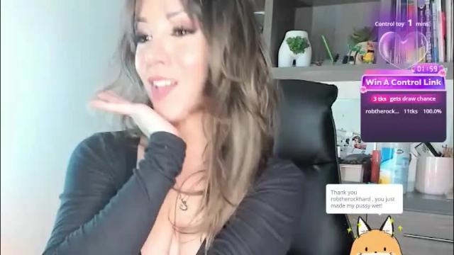 Image 6 of monilee69 Stream on Chaturbate on 17 days ago