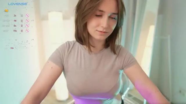 Image 11 of monimauve_ Stream on Chaturbate on 17 months ago