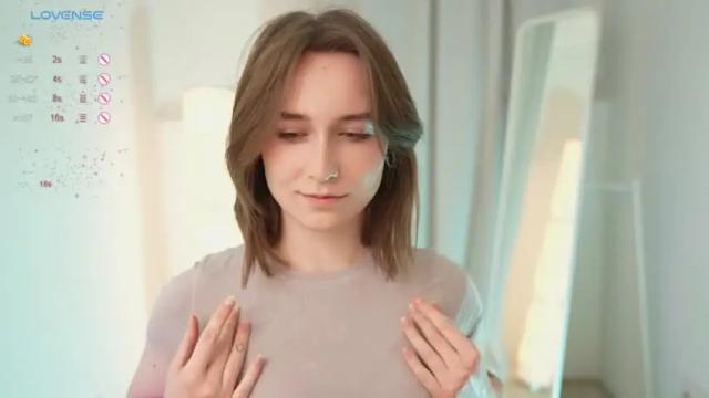 Image 6 of monimauve_ Stream on Chaturbate on 17 months ago