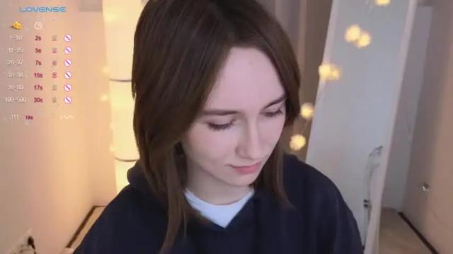 Image 4 of monimauve_ Stream on Chaturbate on 17 months ago