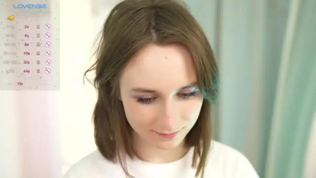 Image 2 of monimauve_ Stream on Chaturbate on 16 months ago