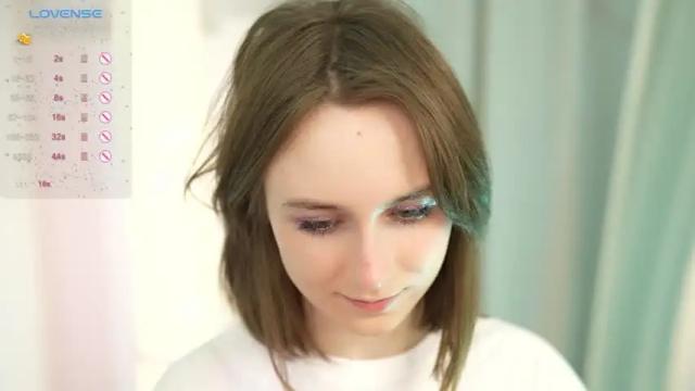 Image 3 of monimauve_ Stream on Chaturbate on 16 months ago
