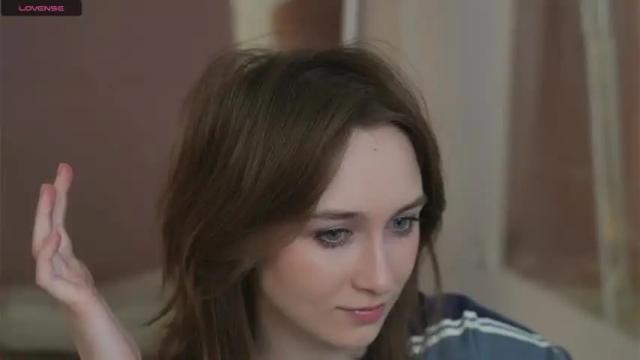 Image 4 of monimauve_ Stream on Chaturbate on 16 months ago