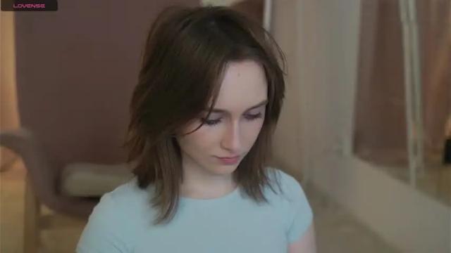Image 7 of monimauve_ Stream on Chaturbate on 16 months ago