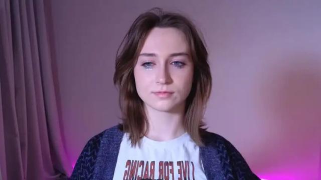 Image 2 of monimauve_ Stream on Chaturbate on 20 months ago