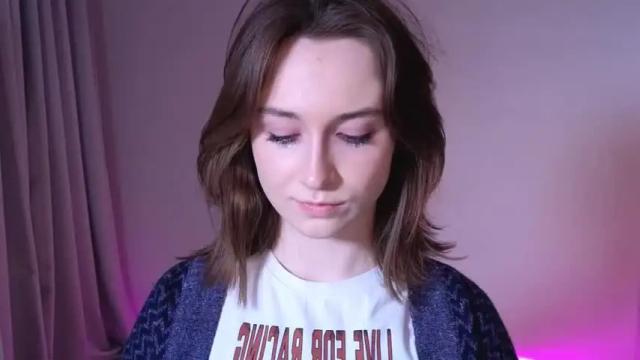 Image 4 of monimauve_ Stream on Chaturbate on 20 months ago