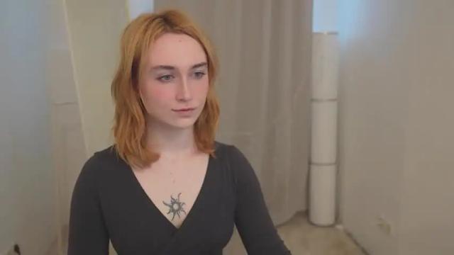 Image 4 of monimauve_ Stream on Chaturbate on 13 months ago