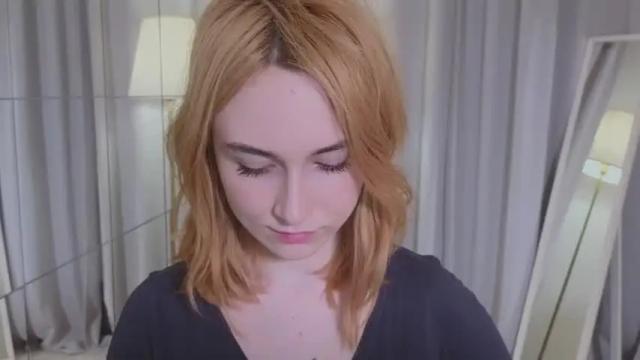 Image 7 of monimauve_ Stream on Chaturbate on 13 months ago