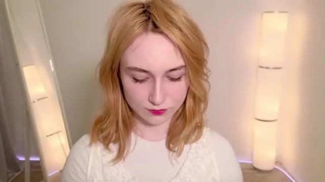 Image 12 of monimauve_ Stream on Chaturbate on 13 months ago