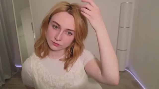 Image 4 of monimauve_ Stream on Chaturbate on 13 months ago
