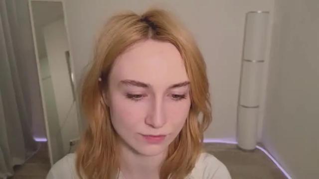 Image 6 of monimauve_ Stream on Chaturbate on 13 months ago