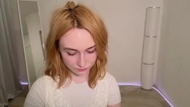 Image 8 of monimauve_ Stream on Chaturbate on 13 months ago