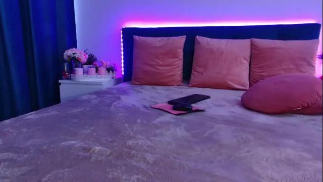 Image 10 of moniquebliss Stream on Chaturbate on 1 month ago