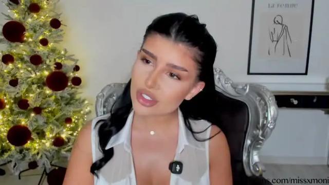 Image 10 of moniqueeass Stream on Chaturbate on 1 month ago