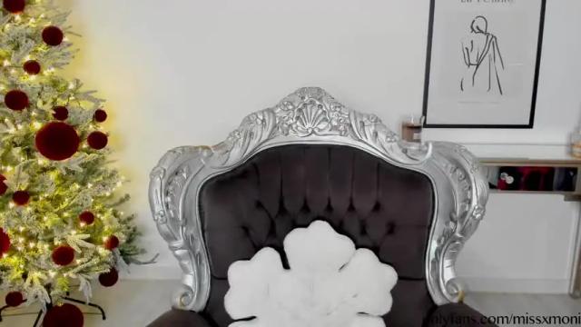 Image 3 of moniqueeass Stream on Chaturbate on 1 month ago