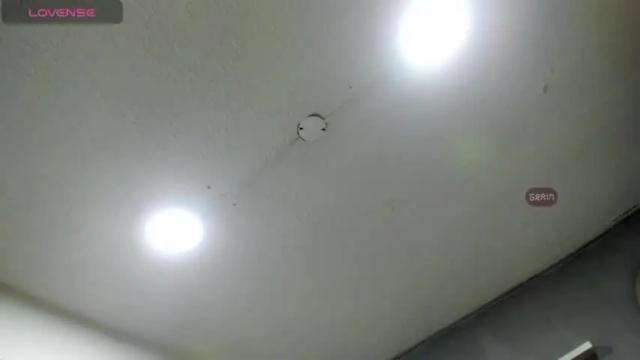 Image 12 of monserrat_diaz Stream on Chaturbate on 13 months ago
