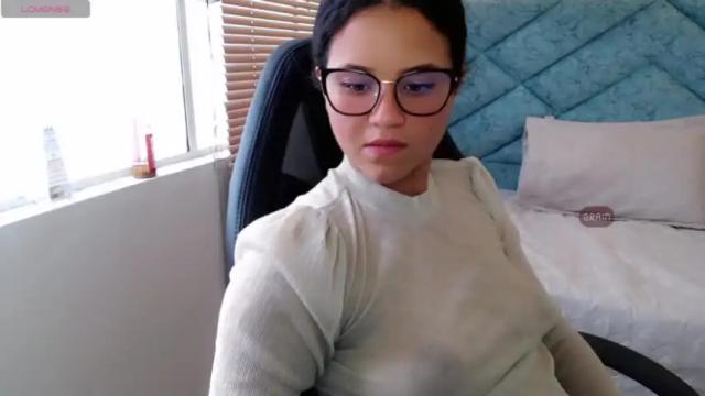 Image 12 of monserrat_diaz Stream on Chaturbate on 13 months ago