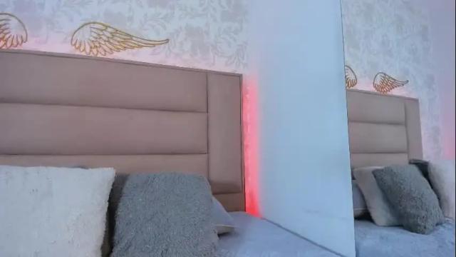 Image 2 of monserrat_towers Stream on Chaturbate on 1 month ago