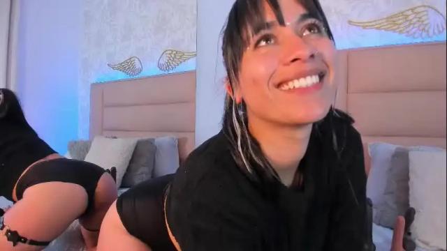 Image 7 of monserrat_towers Stream on Chaturbate on 1 month ago