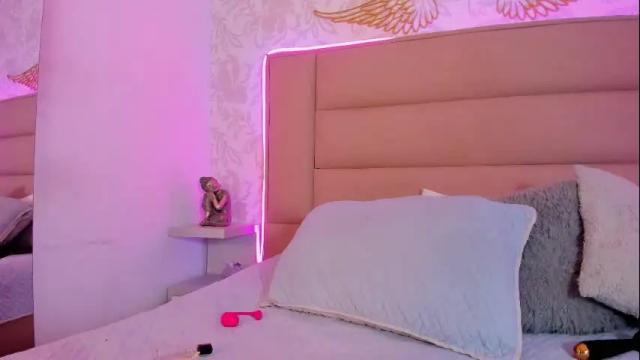 Image 6 of monserrat_towers Stream on Chaturbate on 17 days ago