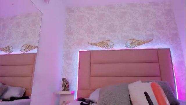 Image 2 of monserrat_towers Stream on Chaturbate on 2 days ago