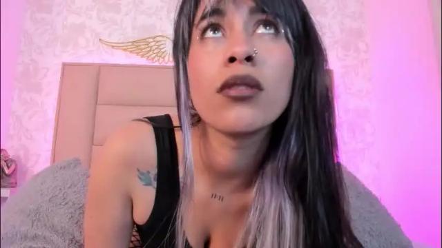 Image 11 of monserrat_towers Stream on Chaturbate on 1 month ago