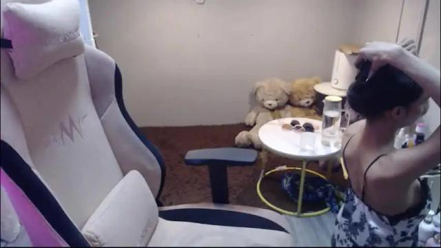 Image 3 of monstercockselfsuck Stream on Chaturbate on 24 days ago