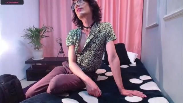 Image 2 of monsterhole91 Stream on Chaturbate on 27 days ago