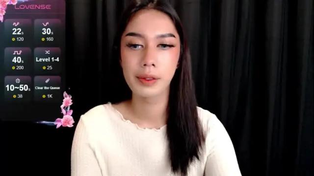 Image 10 of montrous_princessx Stream on Chaturbate on 1 month ago