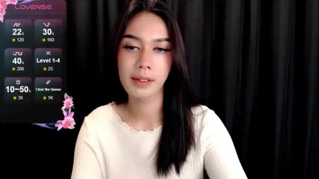 Image 4 of montrous_princessx Stream on Chaturbate on 1 month ago