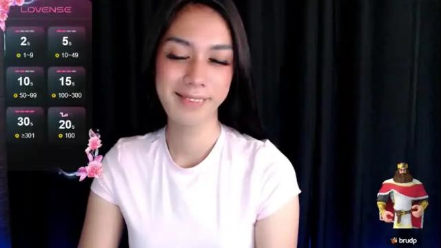 Image 12 of montrous_princessx Stream on Chaturbate on 1 month ago