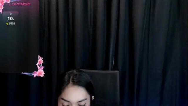 Image 8 of montrous_princessx Stream on Chaturbate on 1 month ago