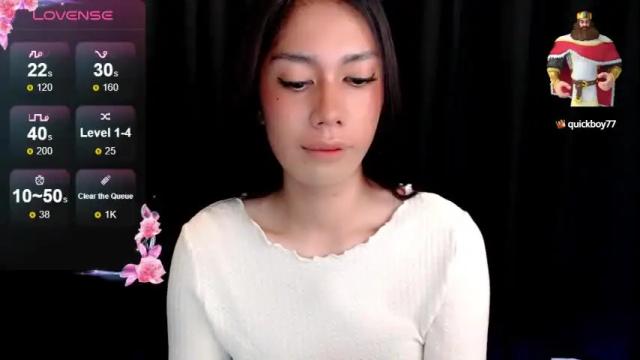 Image 7 of montrous_princessx Stream on Chaturbate on 1 month ago