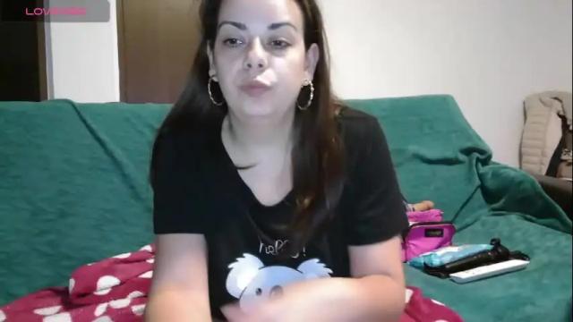 Image 2 of montserrat123 Stream on Chaturbate on 19 days ago
