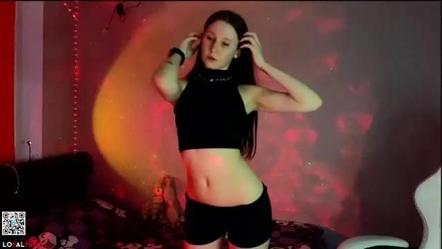 Image 2 of moon_avengers Stream on Chaturbate on 17 days ago