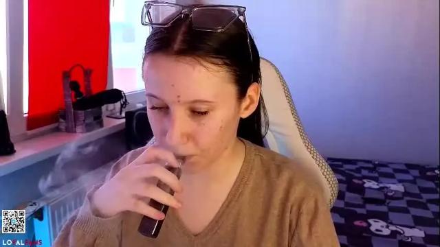 Image 3 of moon_avengers Stream on Chaturbate on 6 days ago