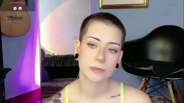 Image 3 of moon_blue2 Stream on Chaturbate on 1 month ago