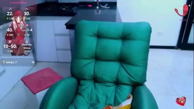 Image 8 of moon_blue222 Stream on Chaturbate on 1 month ago