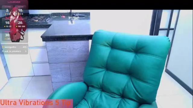 Image 11 of moon_blue222 Stream on Chaturbate on 1 month ago