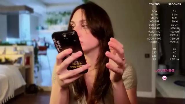 Image 8 of moon_deity Stream on Chaturbate on 3 months ago