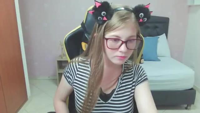 Thumbnail 1, moon_lunna's Stream at Chaturbate, 17 months ago