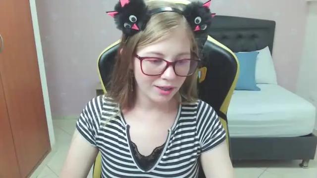 Image 12 of moon_lunna Stream on Chaturbate on 17 months ago