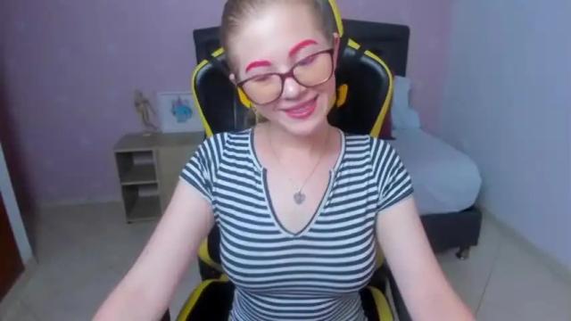 Image 12 of moon_lunna Stream on Chaturbate on 16 months ago