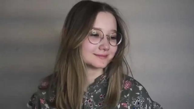 Image 3 of moon_milking Stream on Chaturbate on 18 months ago