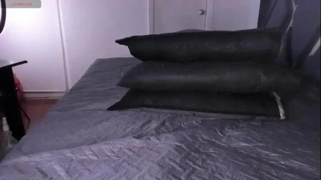 Image 10 of moon_swt_ Stream on Chaturbate on 1 month ago