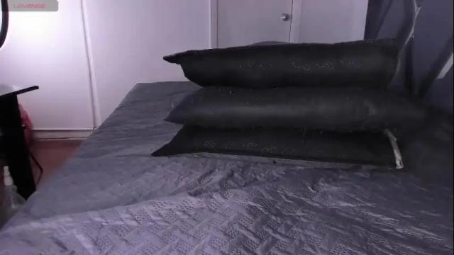 Image 11 of moon_swt_ Stream on Chaturbate on 1 month ago